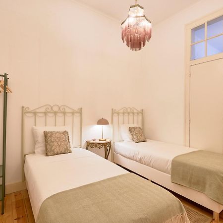 Spacious Apartment In The Perfect Lisbon Location, By Timecooler Bagian luar foto